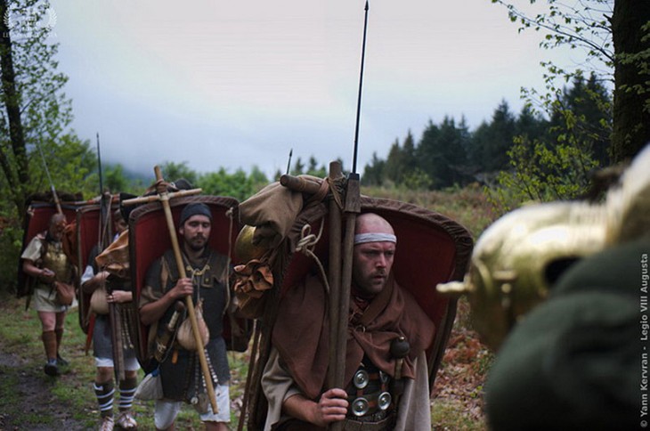 Légionnaires qui marchent