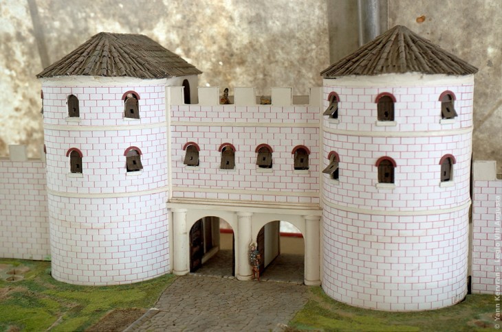 maquette_porte_camp_mirebeau